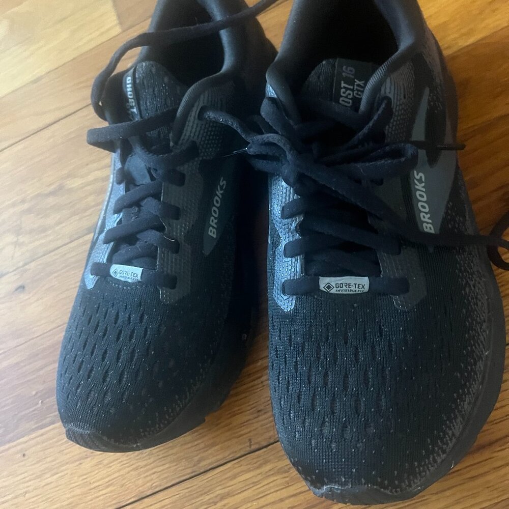 Brooks Women's Ghost 16 GTX Waterproof Neutral Running Shoe sz 7